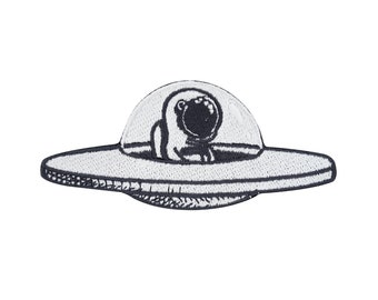 Iron-on patch astronaut in a UFO | Funny space patches, alien iron-on patches, NASA spaceship patches, moon Mars patch