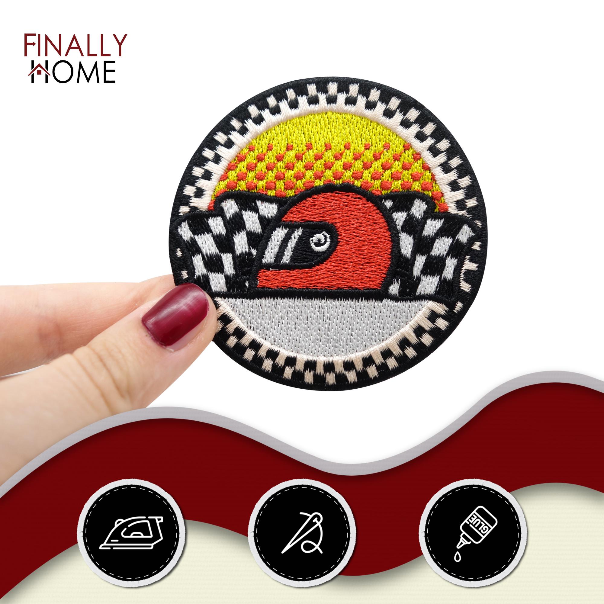 Patch Thermocollant Voiture De Course - Casque & Drapeau Vintage - Facile à Poser Sur Vêtements & Sacs - 9