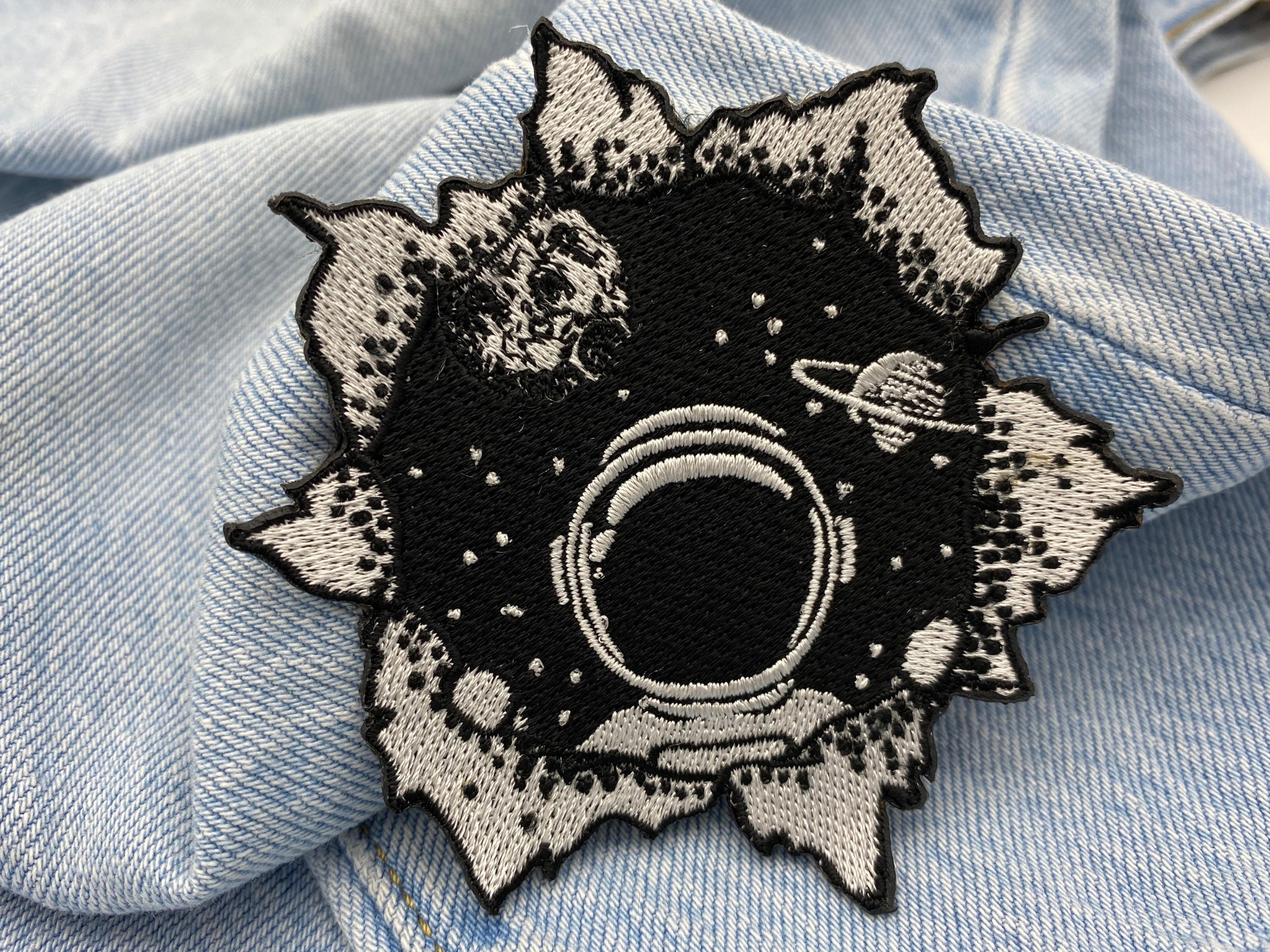 Iron-on Patch: Astronaut in a Hole | Space Patches, Alien Iron-on ...