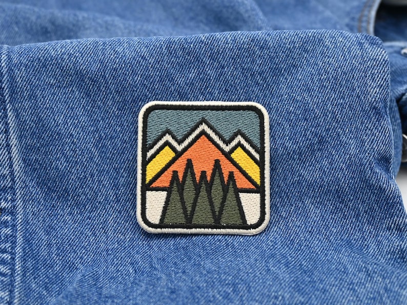 Patch for ironing or self-adhesive fastening - Retro Mountains | Adventure Patches, Forest Iron-On Patches, Nature Patches Klett Rückseite