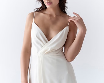 Handgefertigte Maulbeerseide Brautkleid, Modernes Brautkleid mit V-Ausschnitt