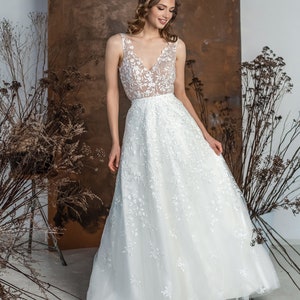 Alegra wedding A-line lace skirt, Modern wedding dress, Two piece wedding dress, Mix&Match image 2