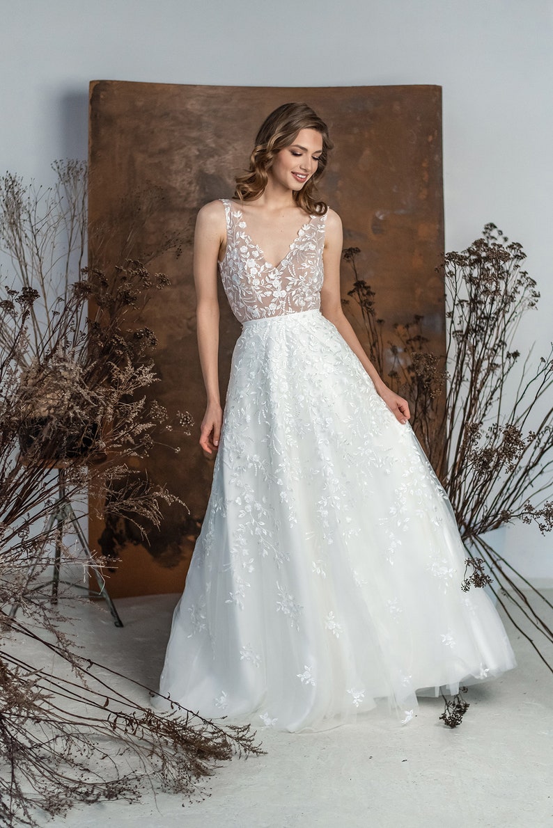 Alegra wedding A-line lace skirt, Modern wedding dress, Two piece wedding dress, Mix&Match image 2