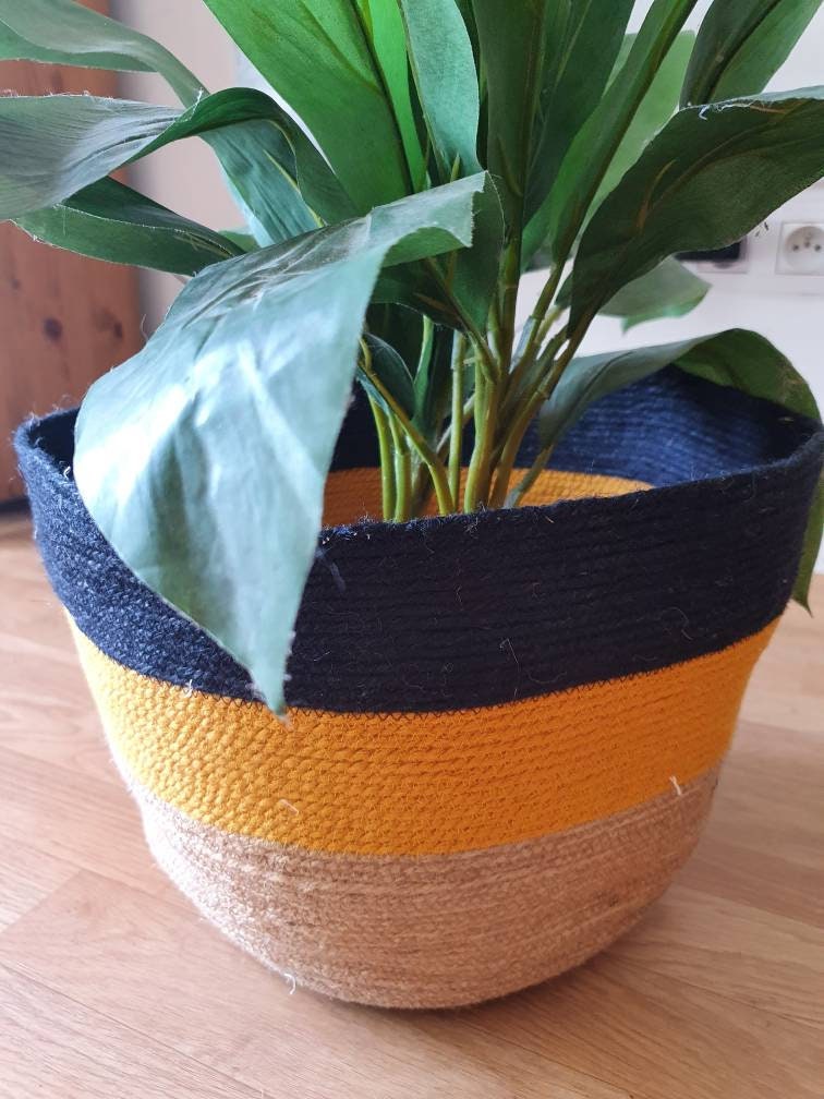 Grande Paniere Beige Jaune et Noire Handmade en Corde de Jute Coton
