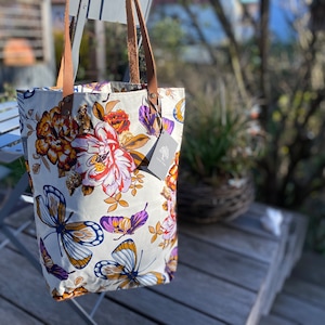 Sac en tissu cousu main en tissu africain traditionnel avec anse en cuir