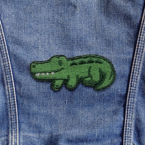 Crocodile Applique Patch - Zookeeper Zoologist Animal Badge 2-3/4&quot; (Iron on)