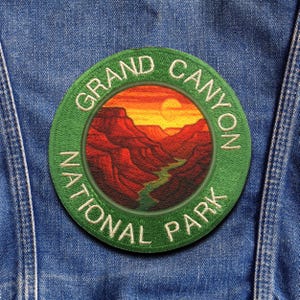 Grand Canyon Park Patch/Nature Badge/Iron-On Applique/Sew-On for Vest & Backpack/Clothing Patch/Camping Gear Patch/Hiking Patch/Desert Patch