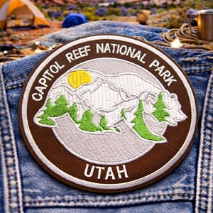 Capitol Reef Park Patch/Iron-On Patch/Nature Badge/Camping & Hiking, Souvenir Gift/Embroidered Sew-On Applique for Clothing Jackets Backpack