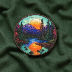 Mountain Lake Patch/Iron-On Patch/Nature Badge/Hiking & Camping/Outdoor Souvenir Gift/Sew-on Applique for Clothing Vest/Jackets Hat Backpack
