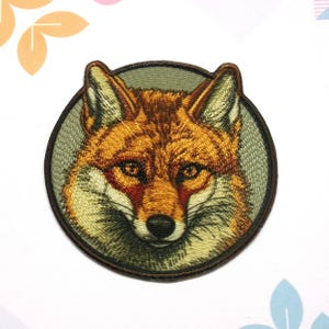 Iron-on Coyote Patch/Animal Badge/Decorative Patch/Iron-on Embroidered Applique/Animal Lover Gift/Nature Gifts/Bear Patch/Sew-on Patch
