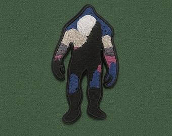 Bigfoot Patch/Iron On Patch/Paranormal Badge/Cryptid Creature Patches/Embroidered Sew-On Applique for Clothing, Jacket, Backpacks/Myth Gift