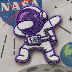 Astronaut Patch Embroidered Iron-On Applique Space Patch for Jackets & Backpacks, Science Badge, Rocket Patch, Stars, Planets, Solar System