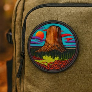 Devils Tower National Monument Patch/Iron-On Patch/Hiking Nature Badge, Travel Souvenir Gift/Sew-On Applique for Clothing Backpacks Jackets