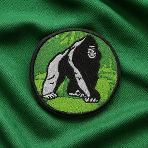 Gorilla Patch/Iron-on Patch/Wild Animal Badge//Primate/Zoo Souvenir Gift/Kids Patches/Embroidered Sew-On Applique for Clothing Backpack Vest