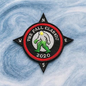 Patch nom personnalisé Patch Bigfoot « Votre texte » Patch thermocollant personnalisé Patch Cryptid, Patch Sasquatch, Patch paranormal, Patch mythe