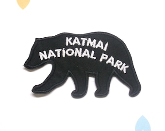 Iron-on Custom Name Patch/Personalized Text Patch/Black Bear Patch/Sew-On Badge/Decorative Patch/Embroidered Applique/Animal Lover Gift/DIY
