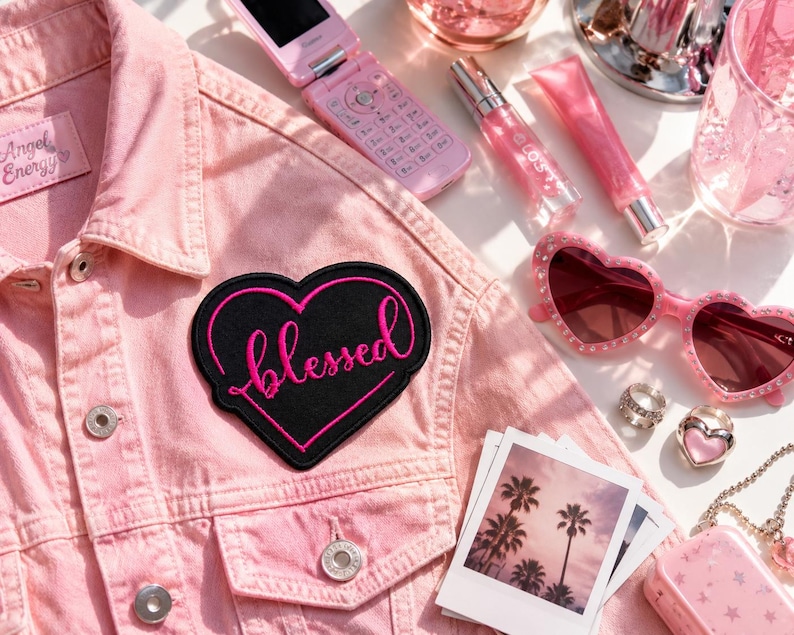 Hartpatch/roze tekst gezegend/opstrijkpatch/positief opbeurend bericht/christelijk cadeau/geborduurde opnaaistenen appliqué voor kleding vest rugzak afbeelding 3