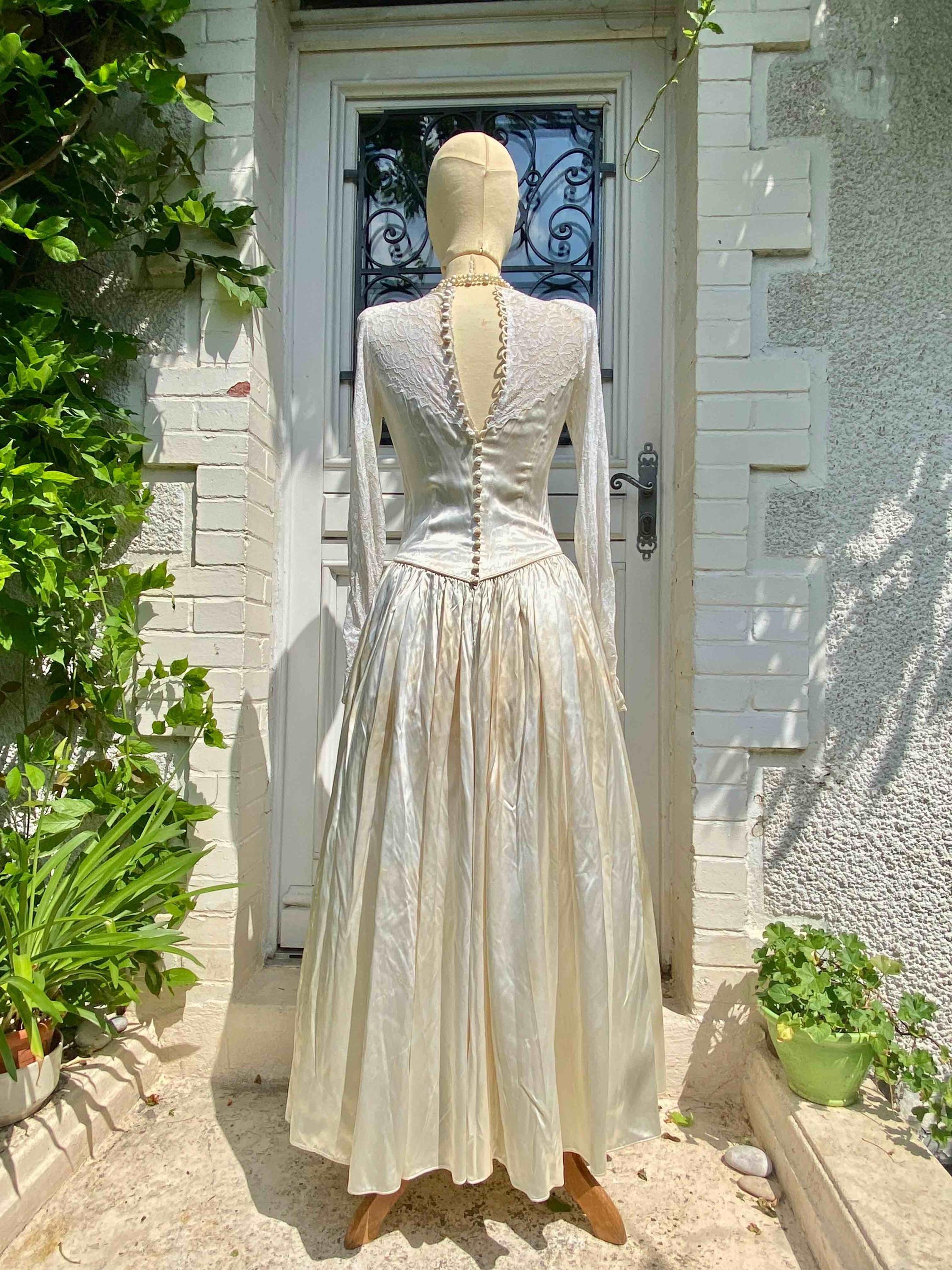 Vintage 1940s Wedding Dress – Old Hollywood Liquid Satin & Lace