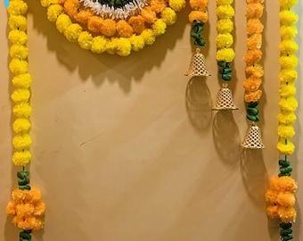 Goudsbloembloem toran hangend: Indiase bruiloft diwali decor (4 ft breed)