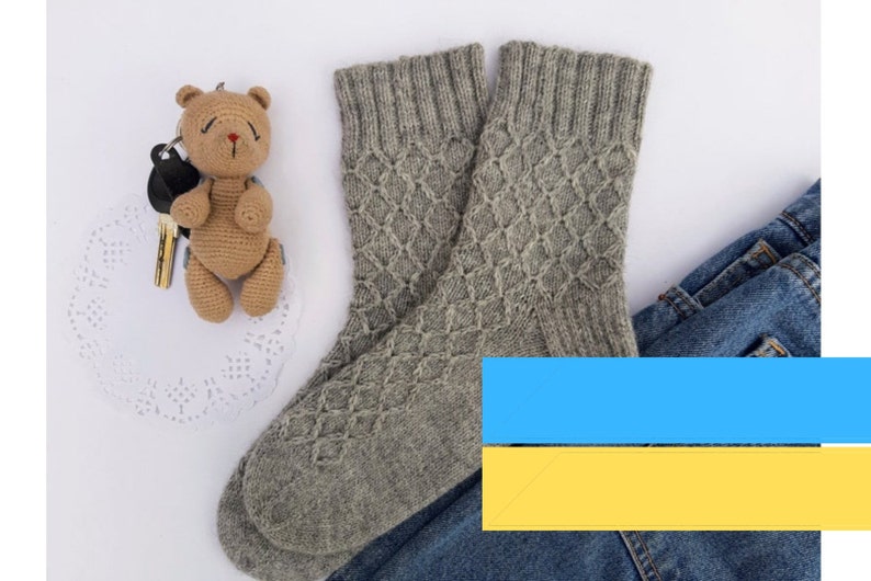 Knitting pattern Retro socks