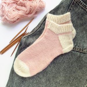 Sock knitting patterns, Ankle knitted socks, Knitting slippers, Beginners friendly tutorial, Cute wool socks, Cuff / top down socks
