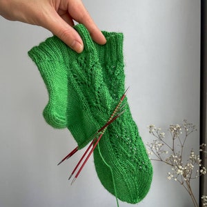 Think socks patterns