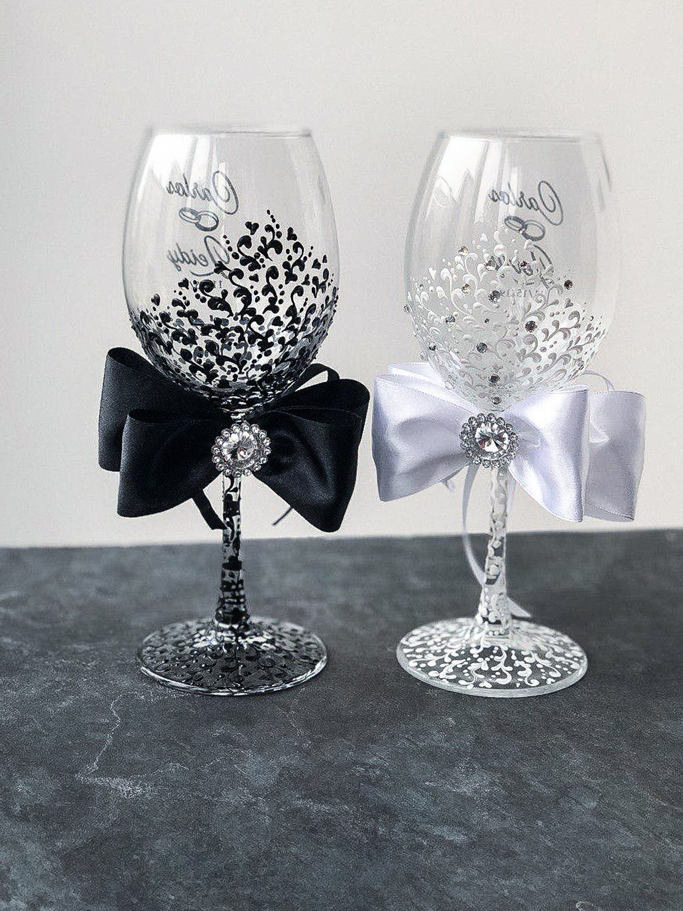 Black and White Wine Glasses Wedding Gift Wine Goblets Bride Etsy
