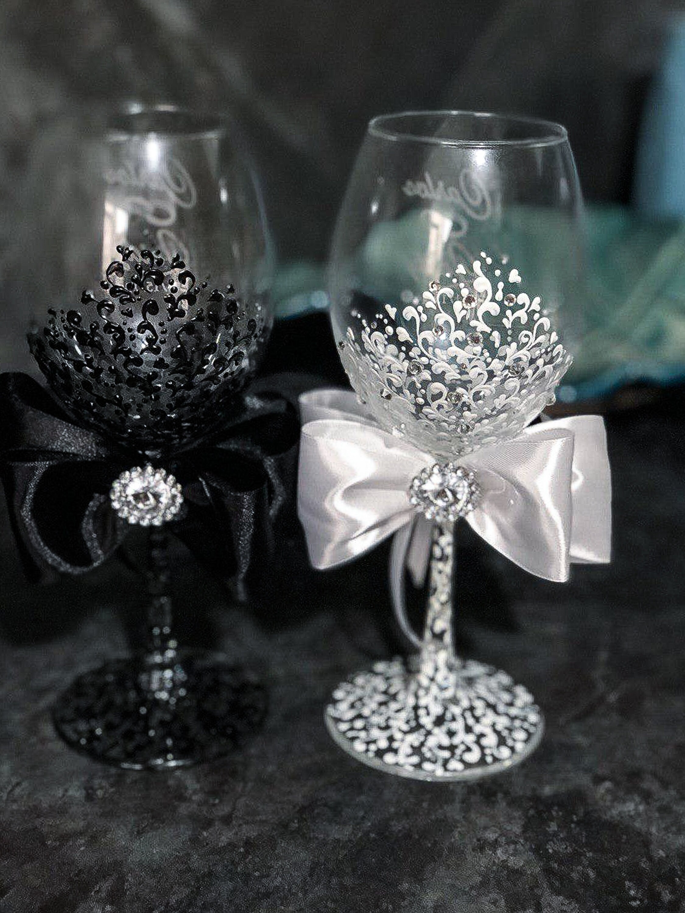 Black and White Wine Glasses Wedding Gift Wine Goblets Bride Etsy
