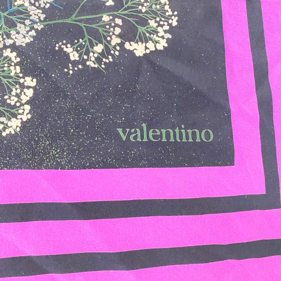Vintage 90s VALENTINO floral silk magenta foulard - image 3