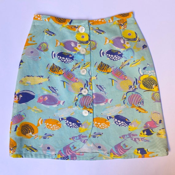 Iceberg fish skirt