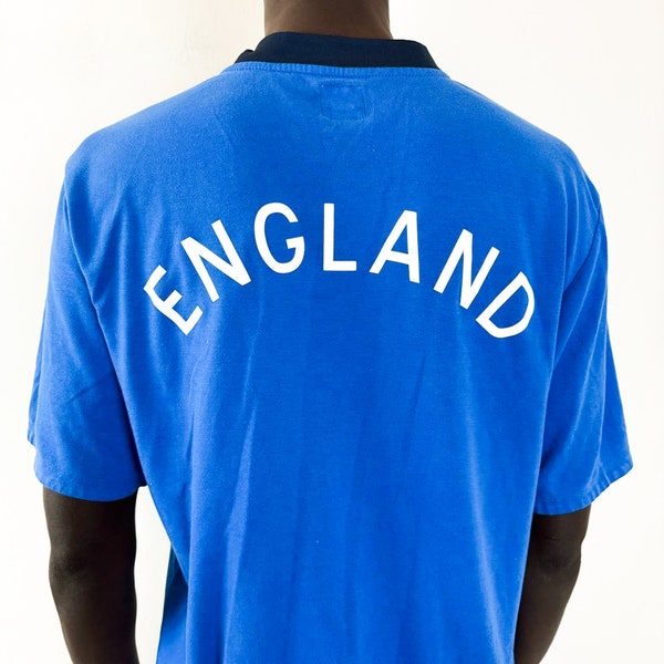 VIntage 90s blue ENGLAND UMBRO blue t-shirt