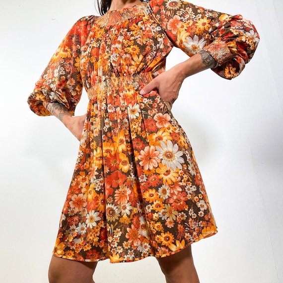 Vintage 70s Floral Flared Mini Dress 