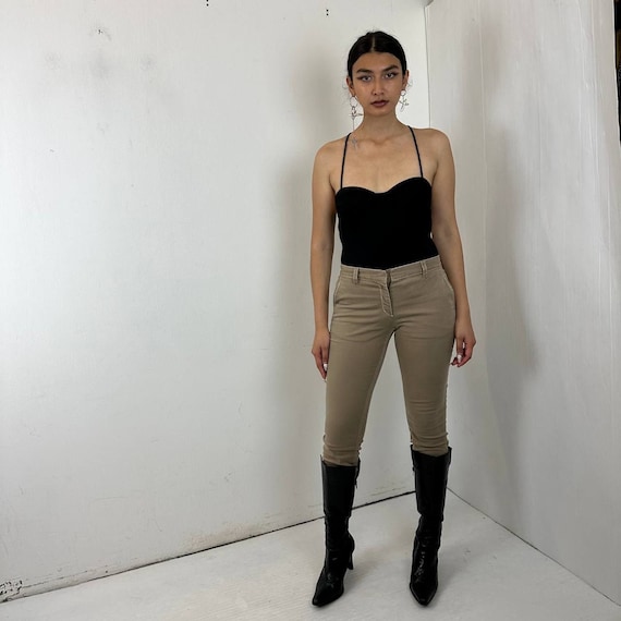 Vintage 90s PRADA beige capri pants - image 3