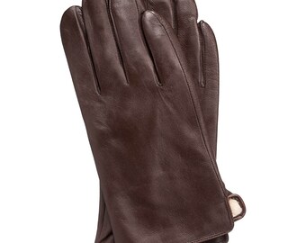 Op de afbeelding: Een paar donkerbruine leren handschoenen. De handschoenen zijn gemaakt van glad leer en hebben een klassiek ontwerp. De handschoenen zijn effen van kleur en lijken nieuw.