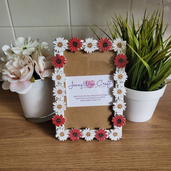 Colourful Wooden Daisy Button Photo Frame 4 X 6 Inches - Etsy Denmark