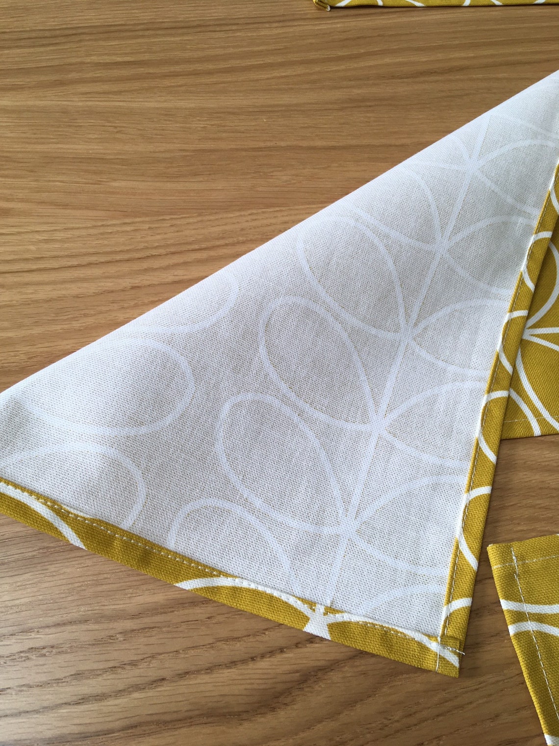 Orla Kiely Table Runner / Place Mats in Dandelion Linear Stem Etsy