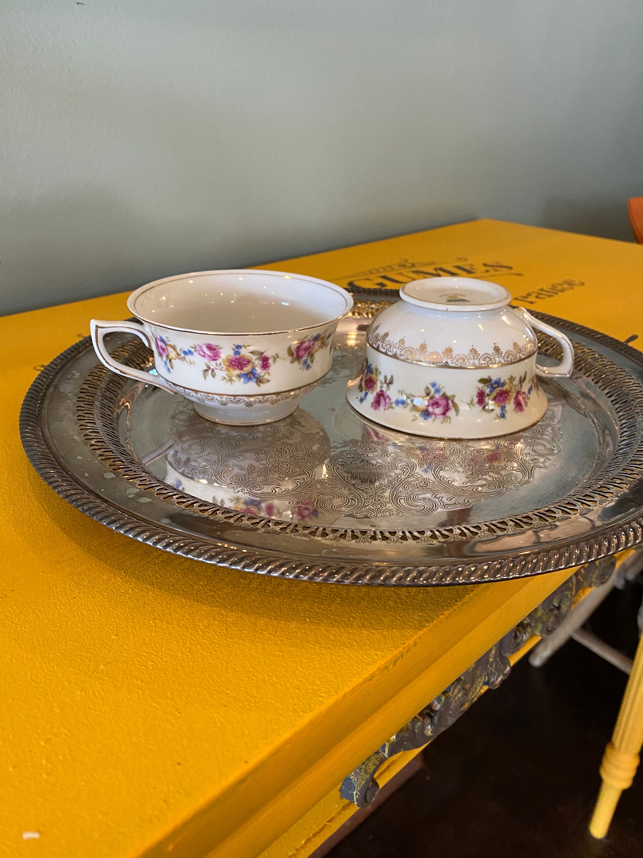 2 Vintage GOLD CASTLE Made in Japan Yellow Floral Gold Rim Tea Etsy