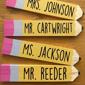 Teacher Pencil, Pencil Name Plate, Teacher Gift, Teacher Name Plate, Teacher Appreciation Gift, Personalized Teacher Pencil, Back To School