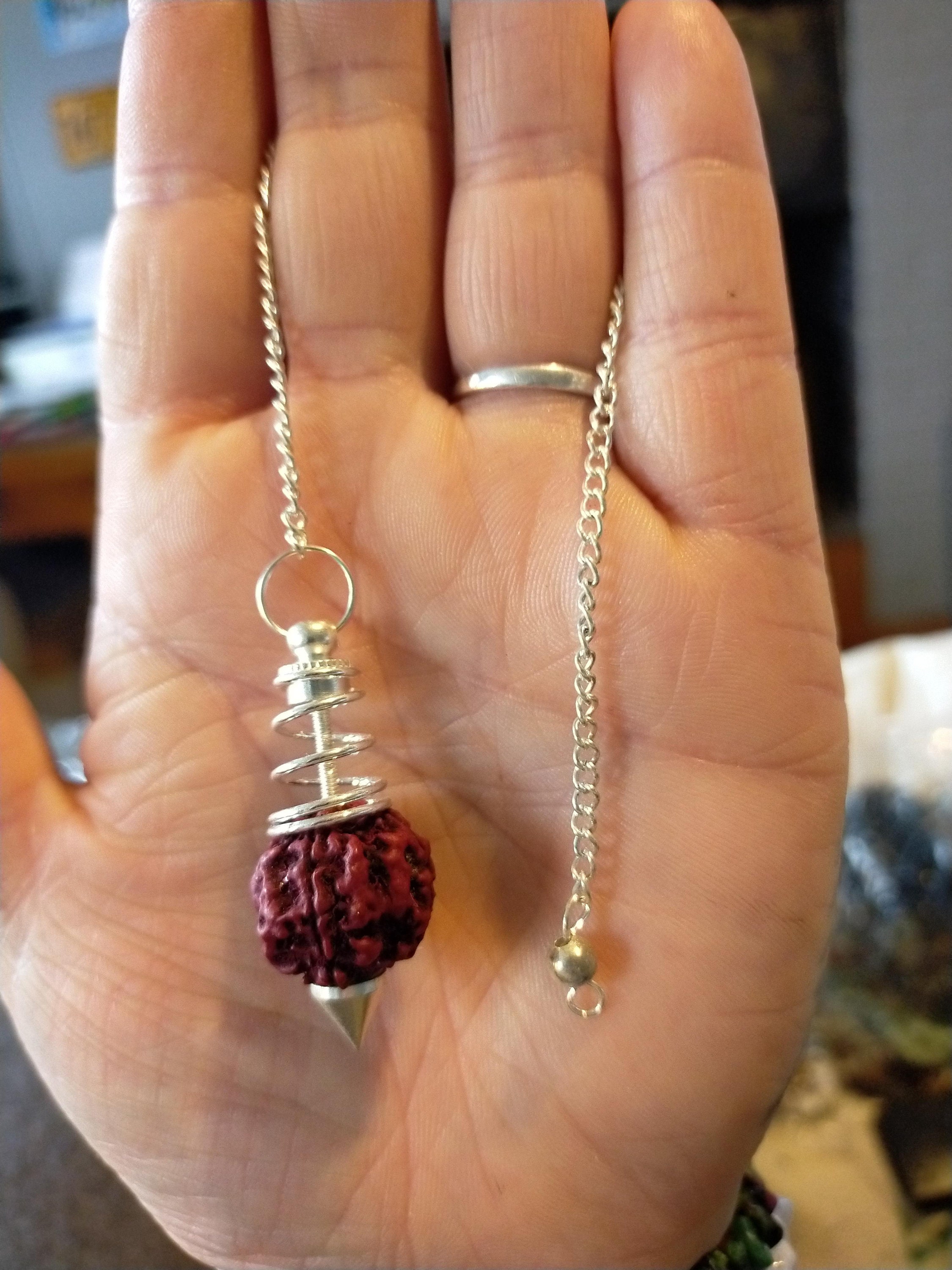 Pendule Divinatoire Radiesthésie avec Graine de Rudraksha