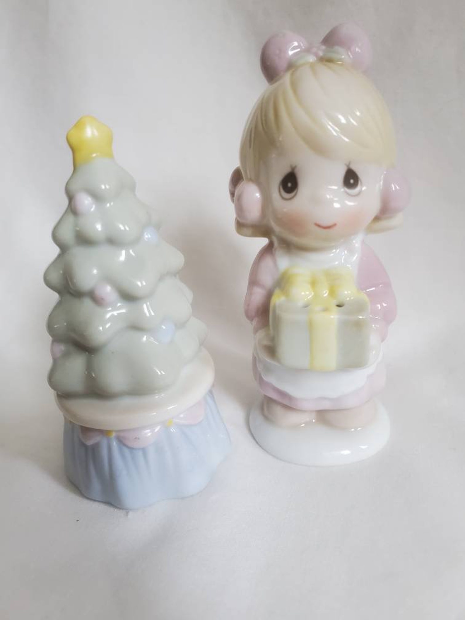Precious Moments Salt and Pepper Shakers 1994 Etsy