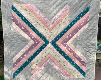 Modern Quilt, Tummy Time, Baby Play Mat, Baby Quilt, Geometric Quilt, Kids Quilt, Handmade Quilt, Baby Shower, Custom Quilt, New mom gift