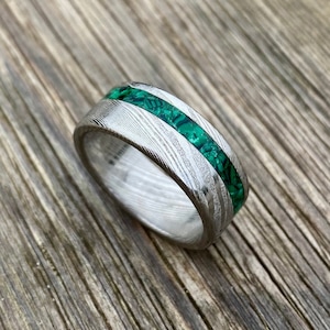 Damascus Steel and Malachite Ring with Side Inlay - Handmade