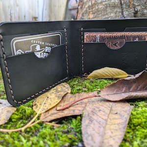 Cartera plegable de cuero cosida a mano, hecha en EE. UU. Cartera para hombre