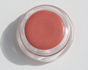 Lip + Cheek Pot in Layne