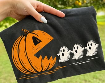 ハロウィンコスチュームPNG、不気味な季節PNG、トレンディなハロウィンカボチャが幽霊を追いかけるPNG、秋の雰囲気、面白いブーゴーストシャツ、デジタルダウンロード