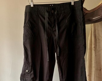 Y2K Capris with Bows & Ruched Pockets | 34" waist