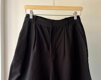 1990s Linen Pleated Shorts | Vintage Black High Rise Shorts