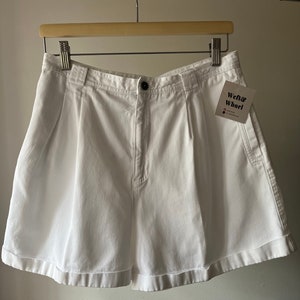 Short plissé blanc années 90 short minimaliste vintage image 1