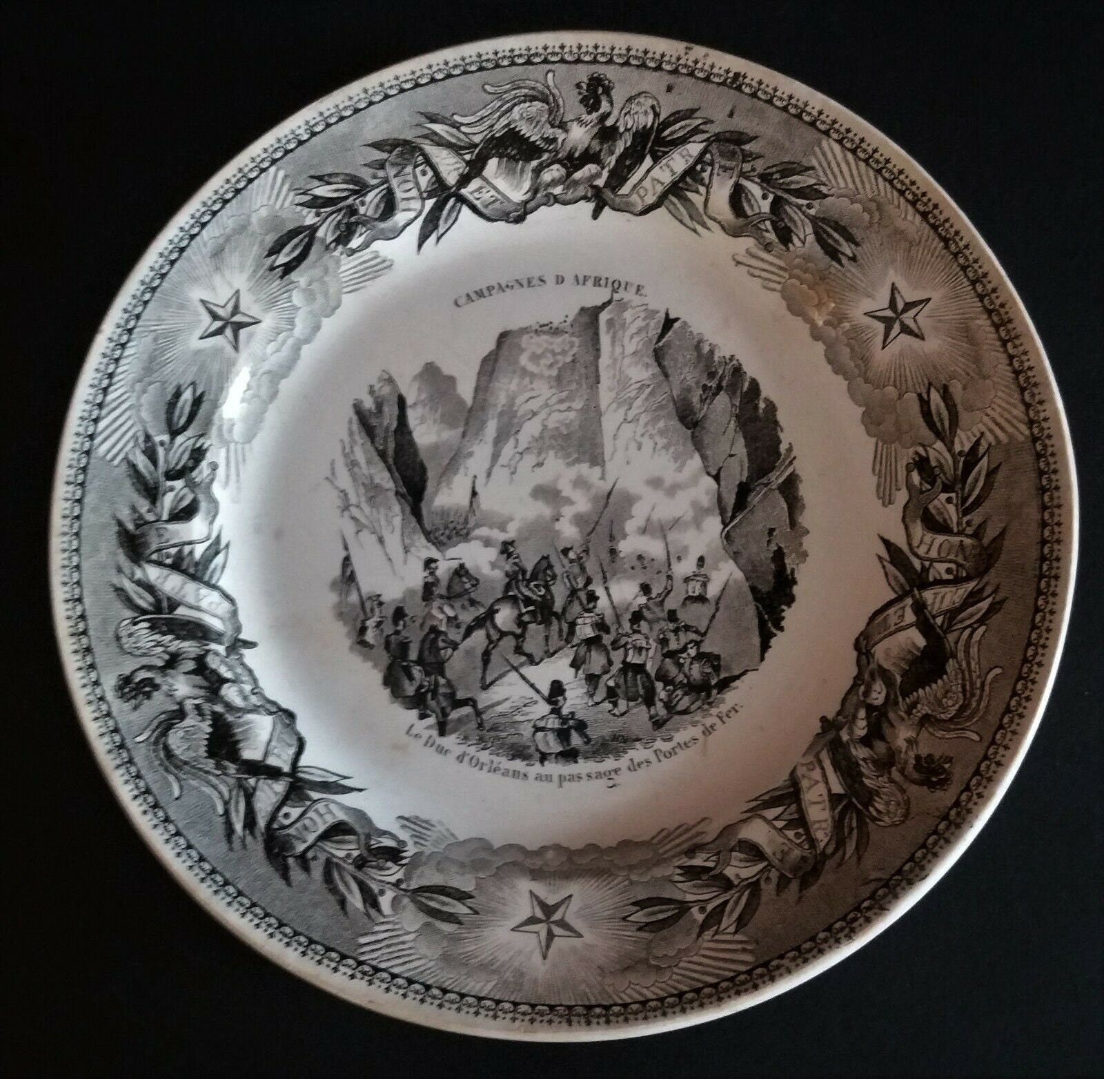 Assiette Parlante à Thème Montereau Campagnes d'afrique Second Empire