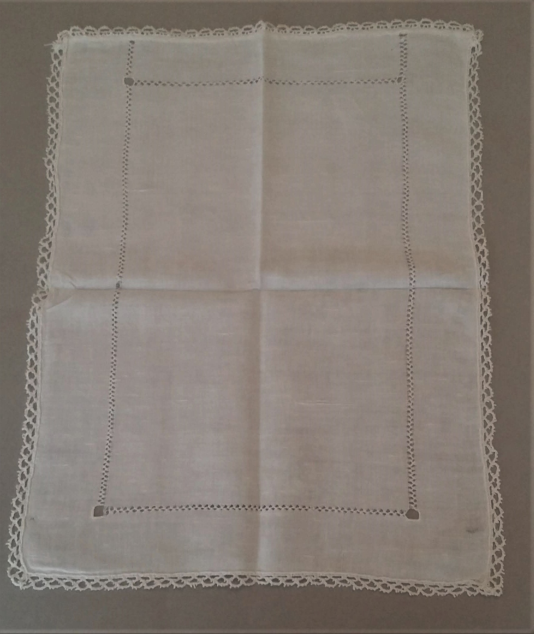 Antique Français Doily Fait à La Main